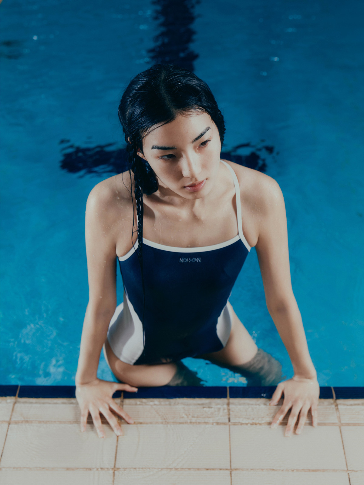 룩북 이미지