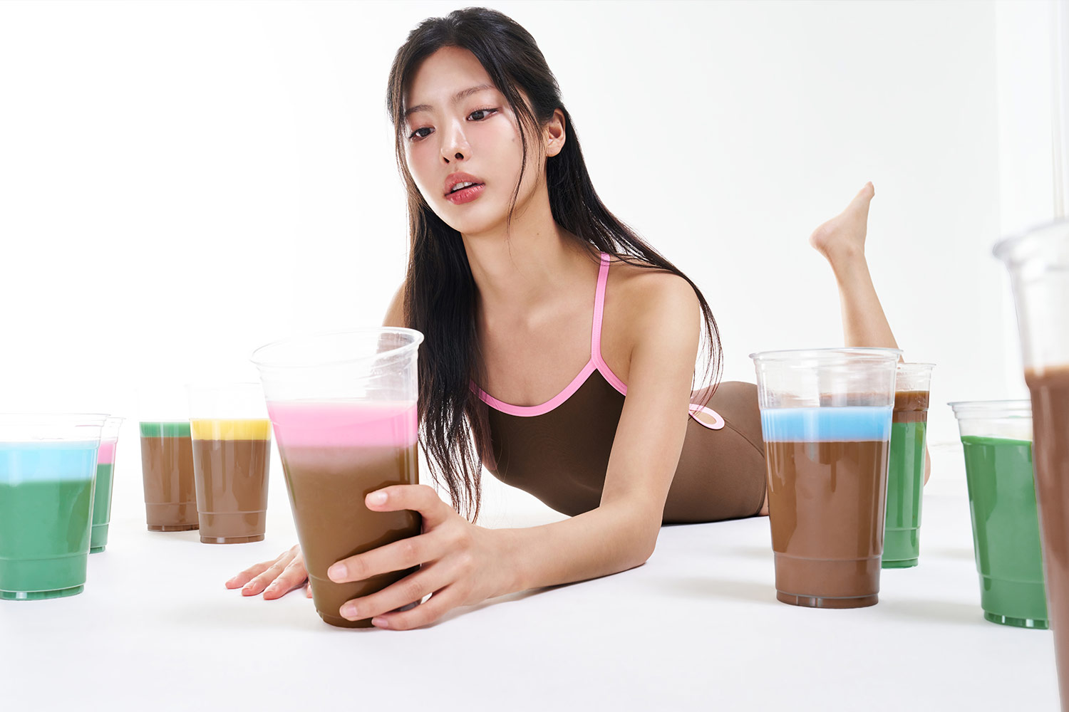 룩북 이미지