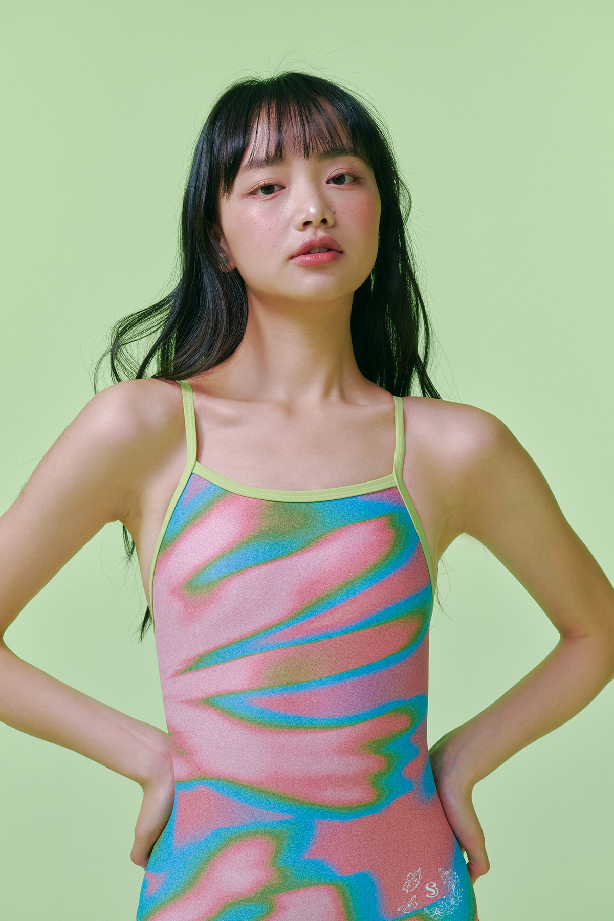 룩북 이미지